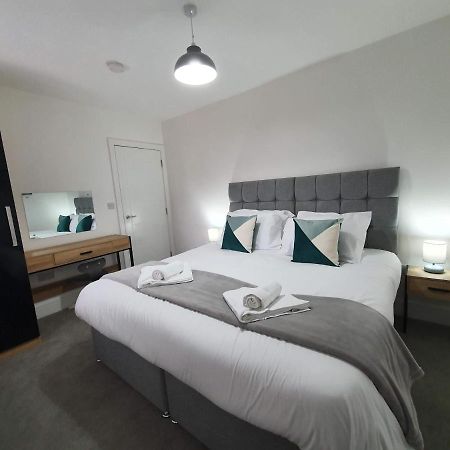 2 Bedroom Apartments In Filton By Cliftonvalley Apartments Bristol Exterior photo